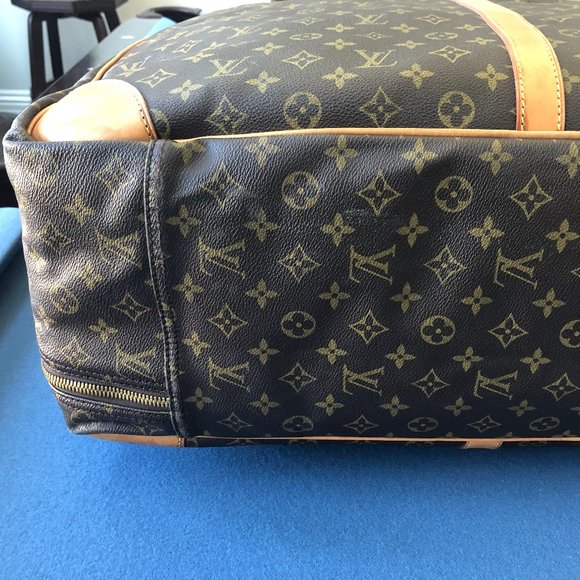 Louis Vuitton Monogram Canvas Sirius 70 single-compartment soft-sided suitcase - Picture 14 of 16